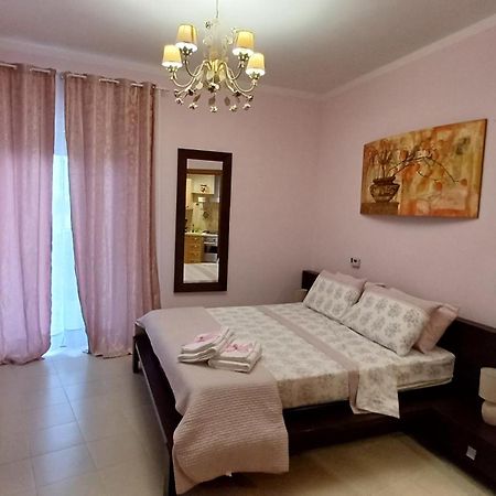 Appartamento Boat Dreams , Garden Relax Matino Esterno foto